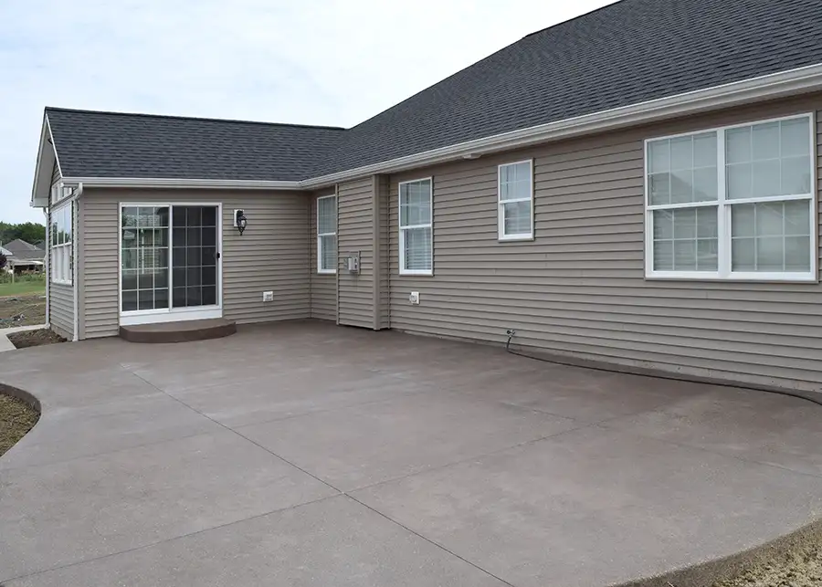 customized concrete patio, new house construction, back porch - Collinsville, IL